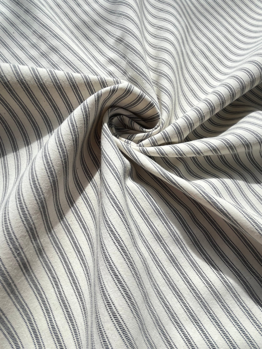 Heavy Weight Softened Cotton Fabric By The Yard - Upholstery Striped 280/m2