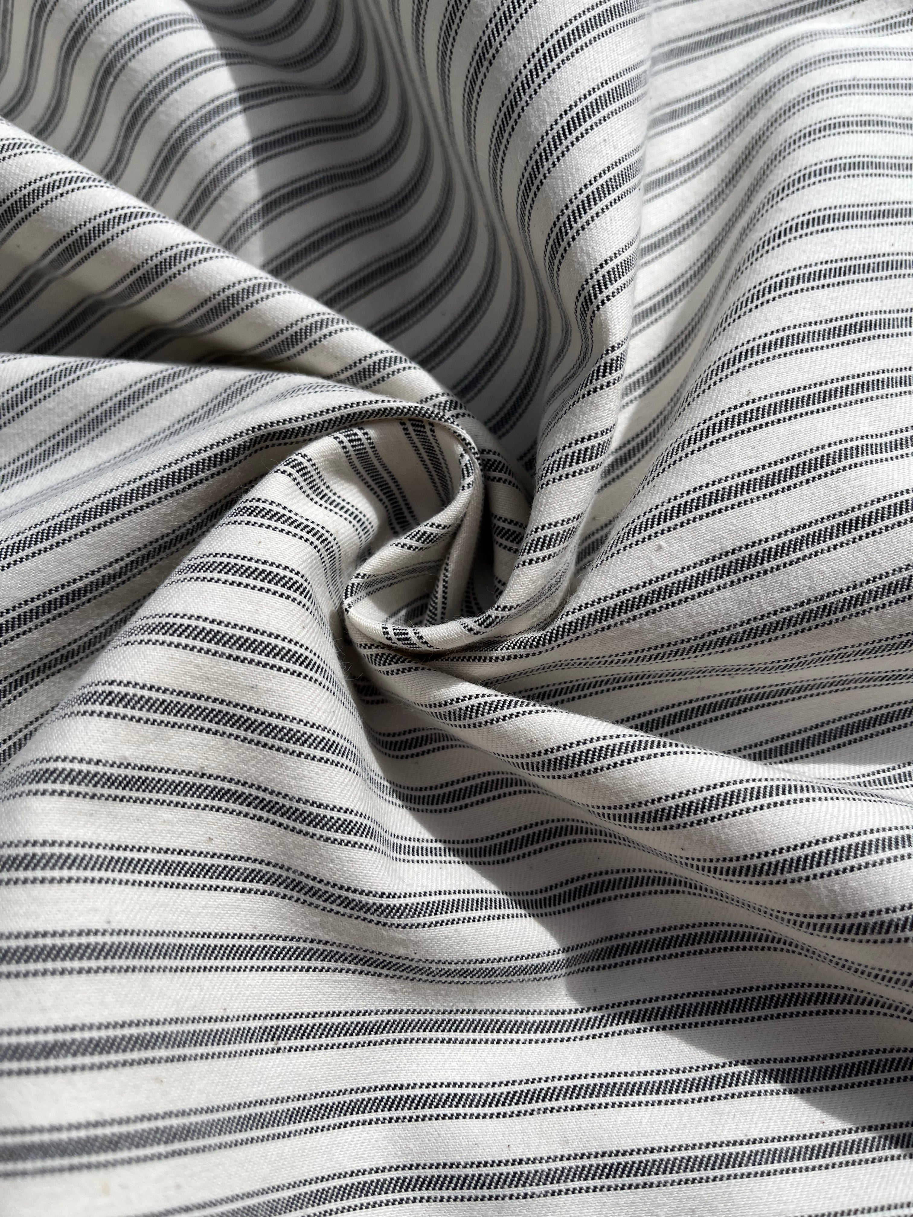 Heavy Weight Softened Cotton Fabric By The Yard - Upholstery Striped 280/m2