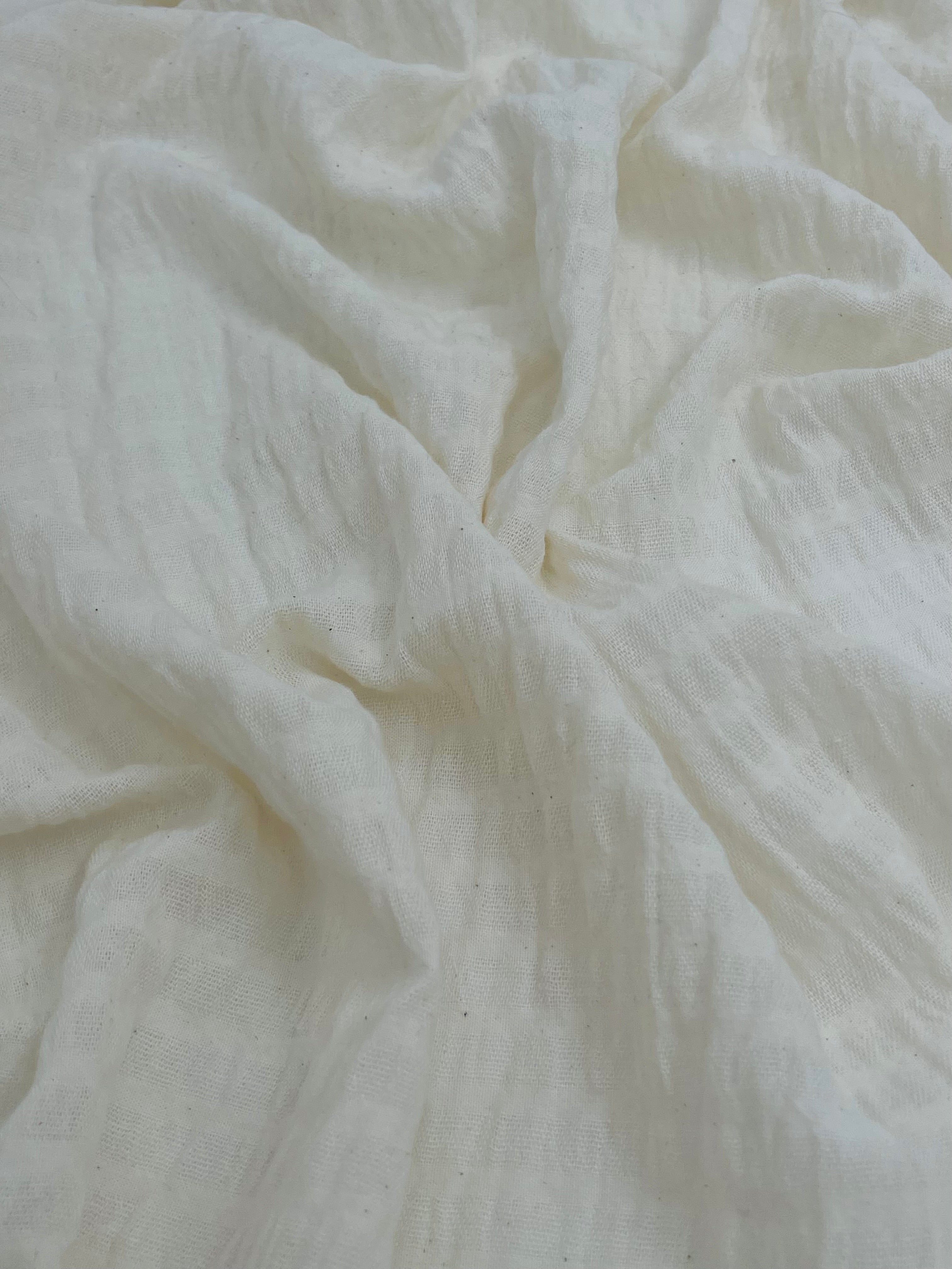 Çizgili Pamuklu Kumaş, Kahverengi, Yeşil, Siyah, Krem, Beyaz Renk Seçenekleri Mevcuttur, 165 CM GENİŞLİK.
