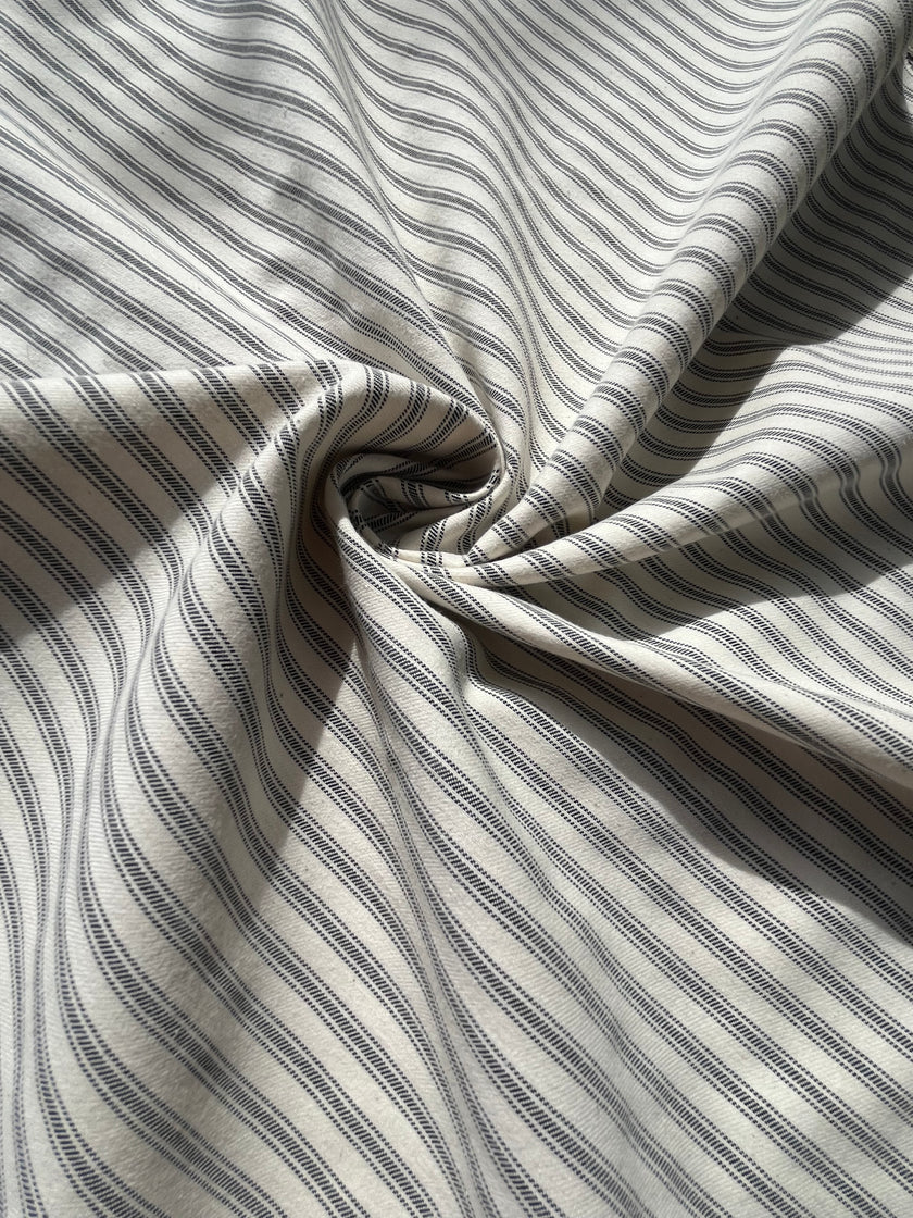 Heavy Weight Softened Cotton Fabric By The Yard - Upholstery Striped 280/m2