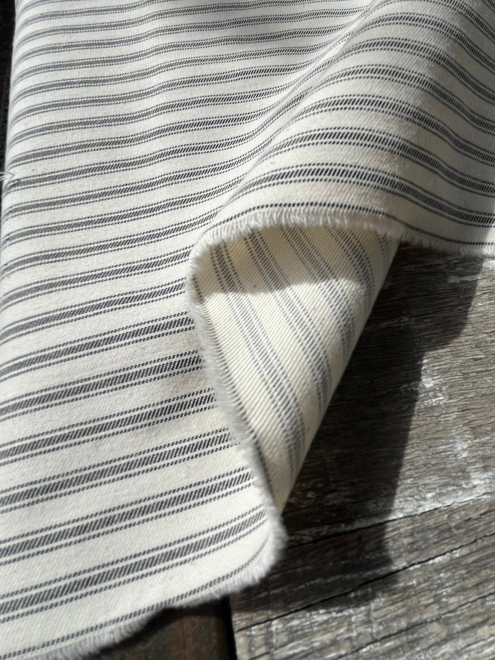 Heavy Weight Softened Cotton Fabric By The Yard - Upholstery Striped 280/m2