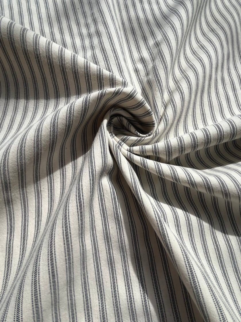 Heavy Weight Softened Cotton Fabric By The Yard - Upholstery Striped 280/m2