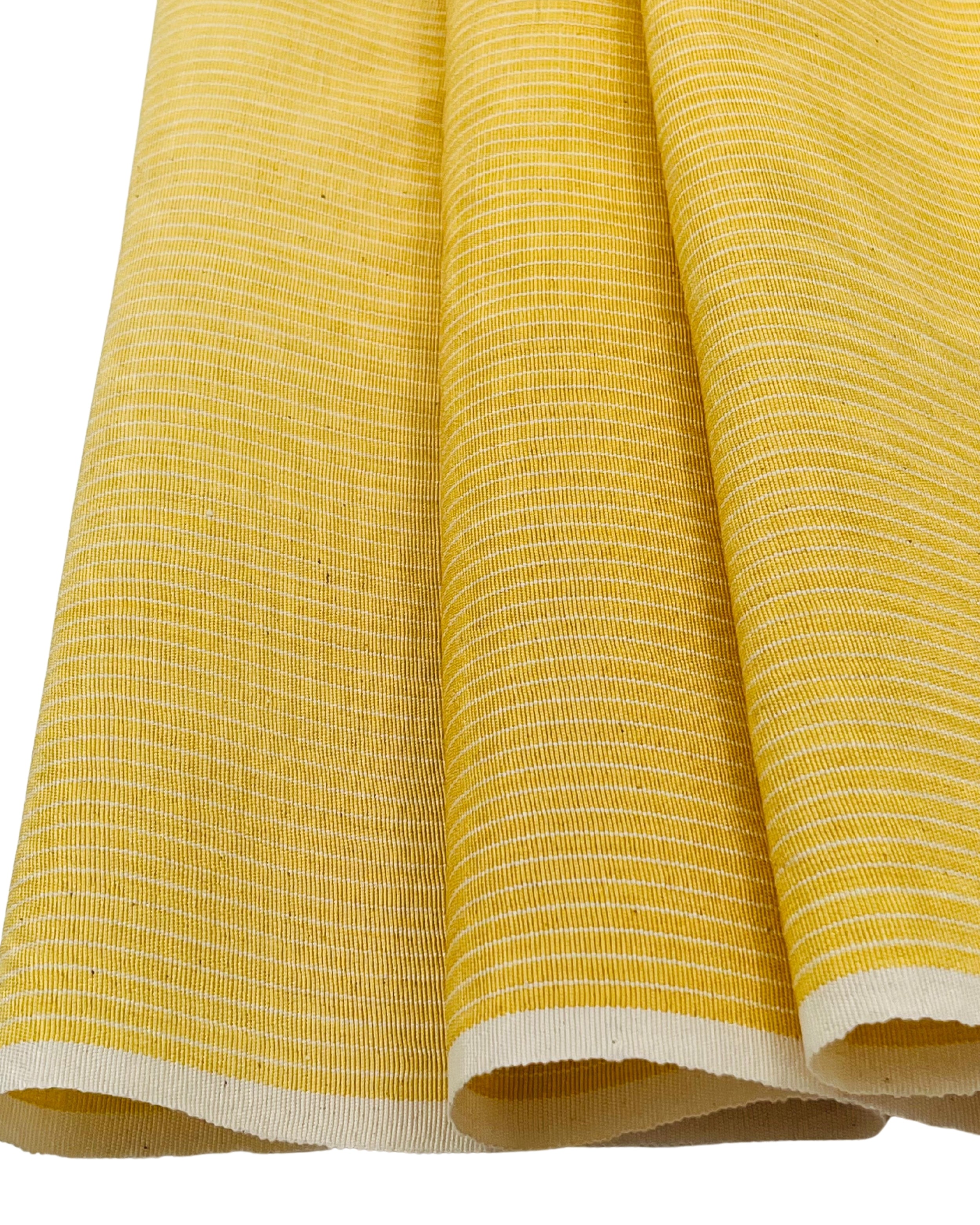 Rembourrage luxueux en soie à rayures jaunes pour tête de lit ottoman, tissus d'intérieur pour textiles de maison : housses d'oreiller, motifs inspirés du kimono, motifs en filigrane.
