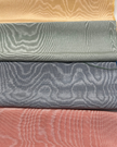 Rembourrage luxueux en soie saumon pour tête de lit ottoman, tissus d'intérieur pour textiles de maison : housses d'oreiller, motifs inspirés du kimono, motifs en filigrane.