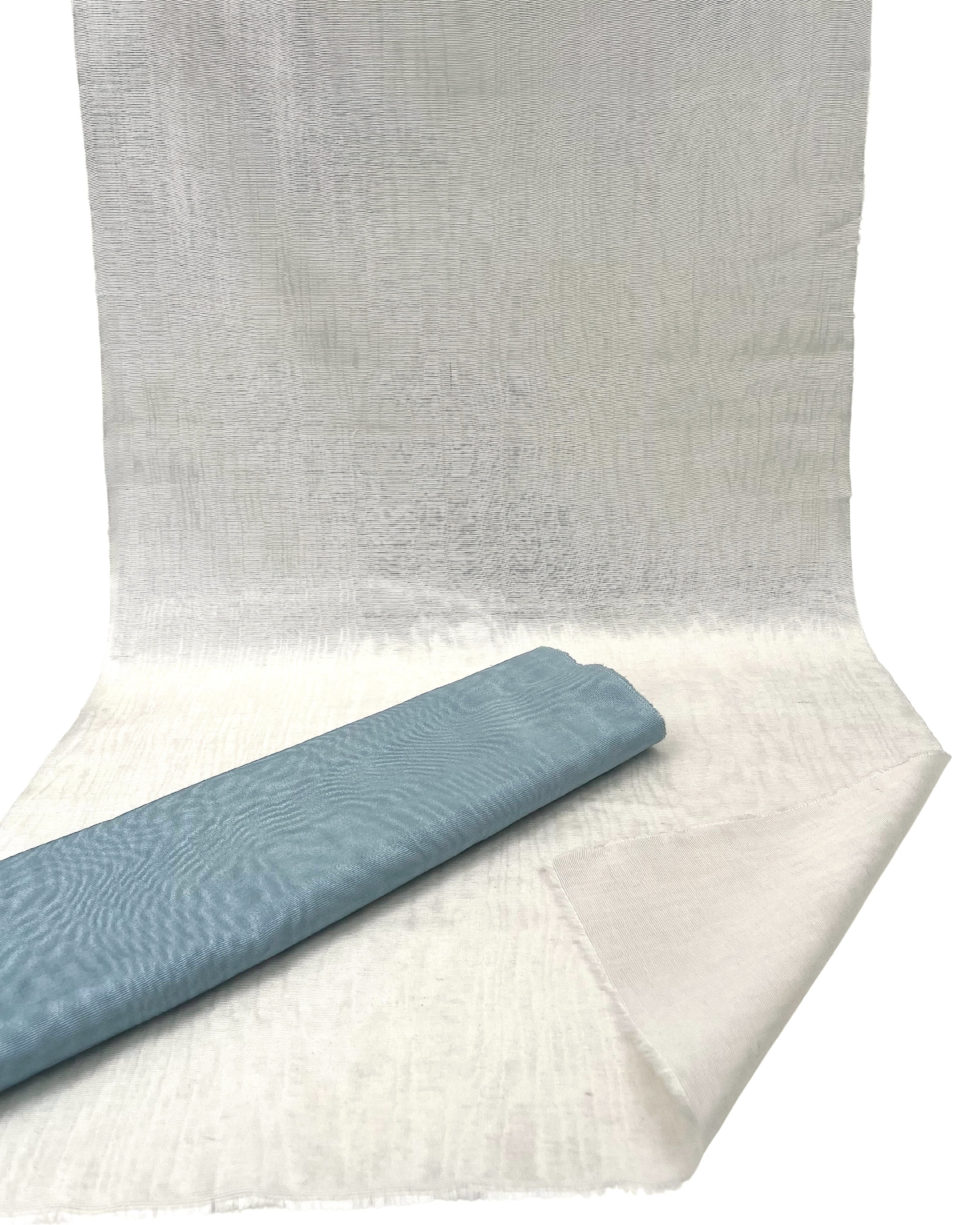 Rembourrage luxueux en soie blanche pour tête de lit ottomane, tissus d'intérieur pour textiles de maison : housses d'oreiller, motifs inspirés du kimono, motifs en filigrane.