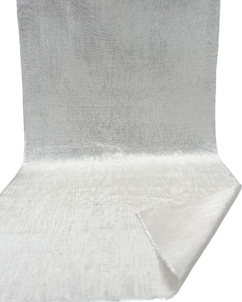 Rembourrage luxueux en soie blanche pour tête de lit ottomane, tissus d'intérieur pour textiles de maison : housses d'oreiller, motifs inspirés du kimono, motifs en filigrane.