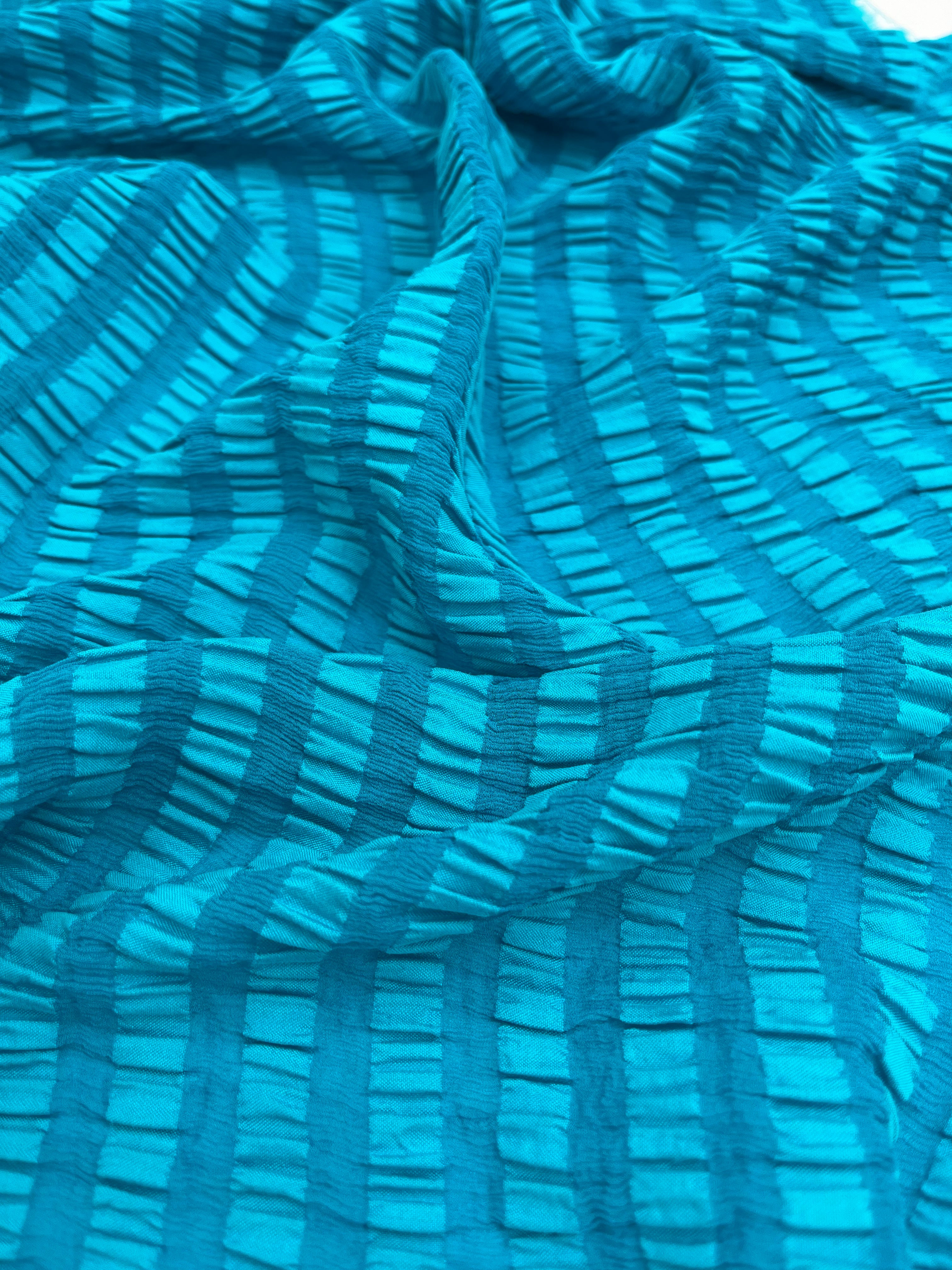 Stretchy Gingham Patterned Silk, Plaid Silk, Crinkle Silk, Seersucker Silk.