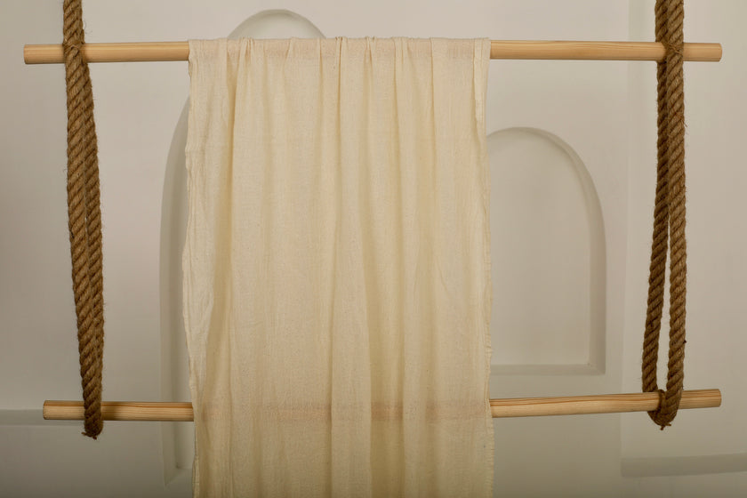 Tissu froissé en coton turc texturé spécial : qualité unique pour les robes d'été kimono et les tenues de nouveau-né | Options de gaze, transparentes et extensibles.