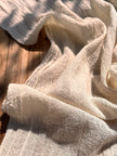 Tissu froissé en coton turc texturé spécial : qualité unique pour les robes d'été kimono et les tenues de nouveau-né | Options de gaze, transparentes et extensibles.