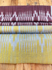 Tapisserie d'ameublement luxueuse en soie à rayures Ikat vertes pour tête de lit ottomane, tissus d'intérieur pour textiles de maison : housses d'oreiller, motifs inspirés du kimono, motifs en filigrane.