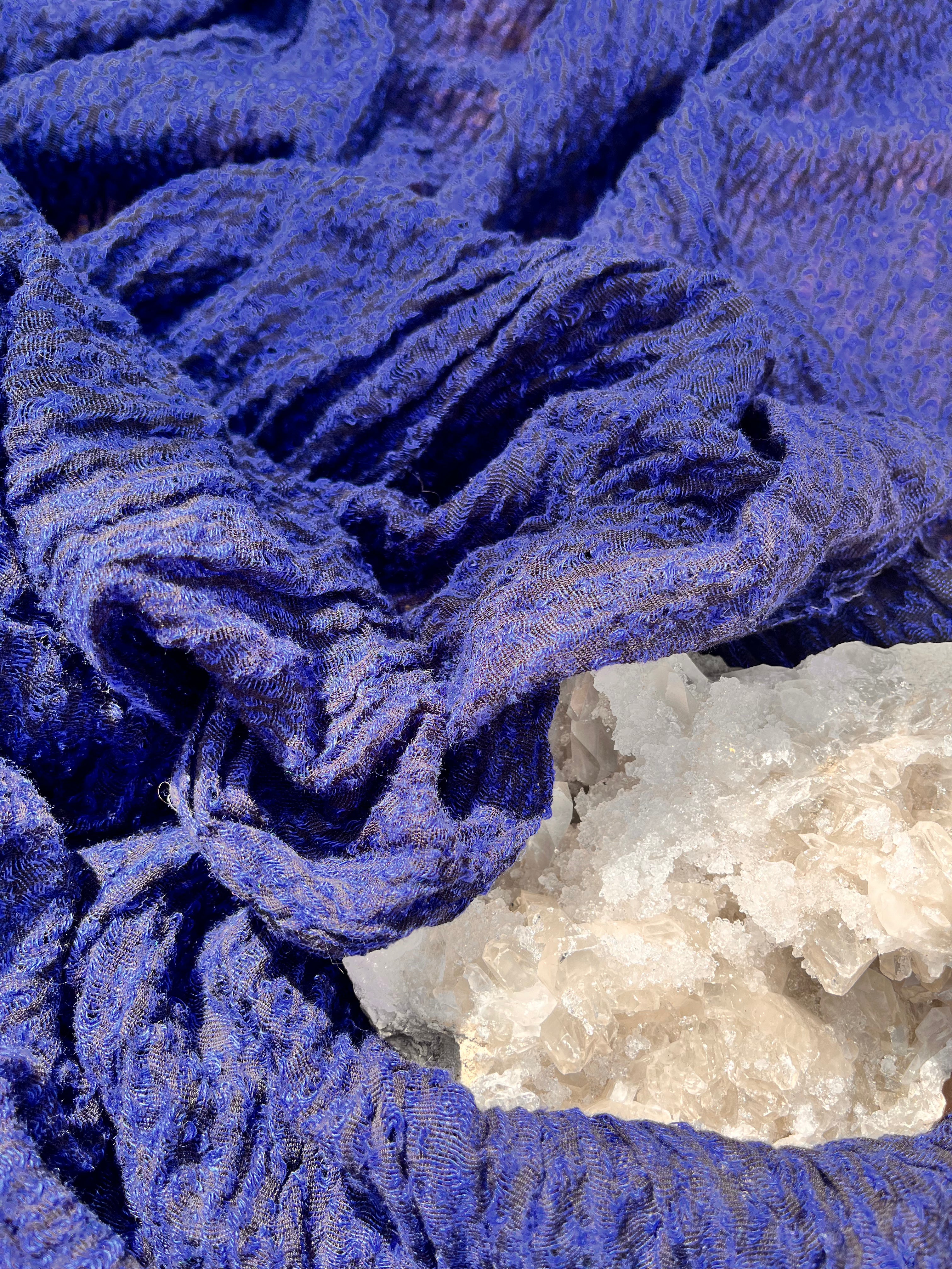 Metre Kare Indigo Mavi Keten Kumaş, Organik Pamuklu Kumaş, Dokulu El Dokuma Yarı Şeffaf Doğal Kumaşlar.