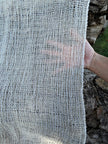 Tissu en lin écru blanc ivoire par cour, tissu en coton biologique, tissus naturels semi-transparents texturés à la main.