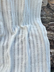 Tissu en lin écru blanc ivoire par cour, tissu en coton biologique, tissus naturels semi-transparents texturés à la main.