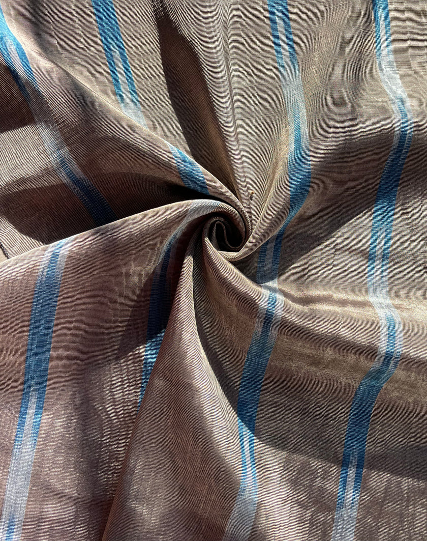 Rembourrage luxueux en soie à rayures vertes Ikat pour tête de lit ottoman, tissus d'intérieur pour textiles de maison : housses d'oreiller, motifs inspirés du kimono, motifs en filigrane.