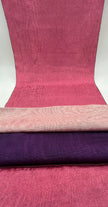 Rembourrage luxueux en soie rose pour tête de lit ottoman, tissus d'intérieur pour textiles de maison : housses d'oreiller, motifs inspirés du kimono, motifs en filigrane.