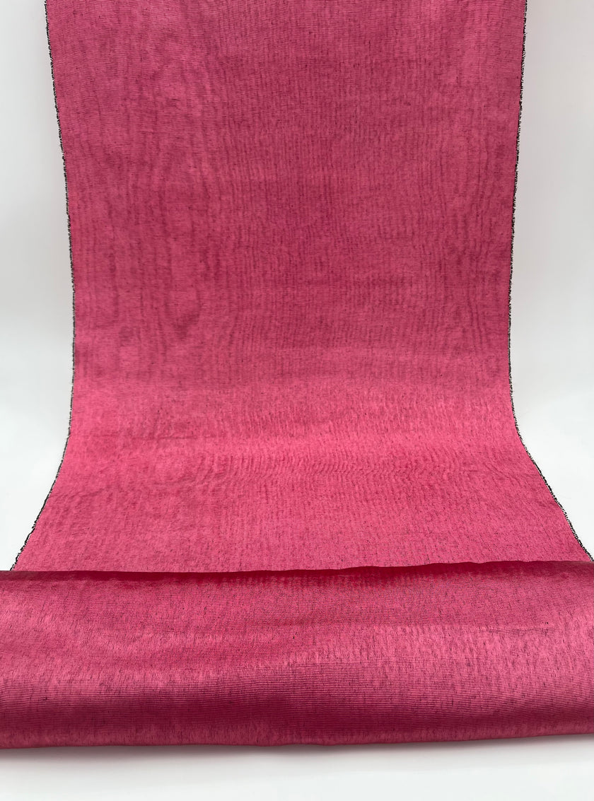 Rembourrage luxueux en soie rose pour tête de lit ottoman, tissus d'intérieur pour textiles de maison : housses d'oreiller, motifs inspirés du kimono, motifs en filigrane.