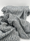 Tissu en lin gris bleuté par cour, tissu en coton biologique, tissus naturels semi-transparents texturés à la main.