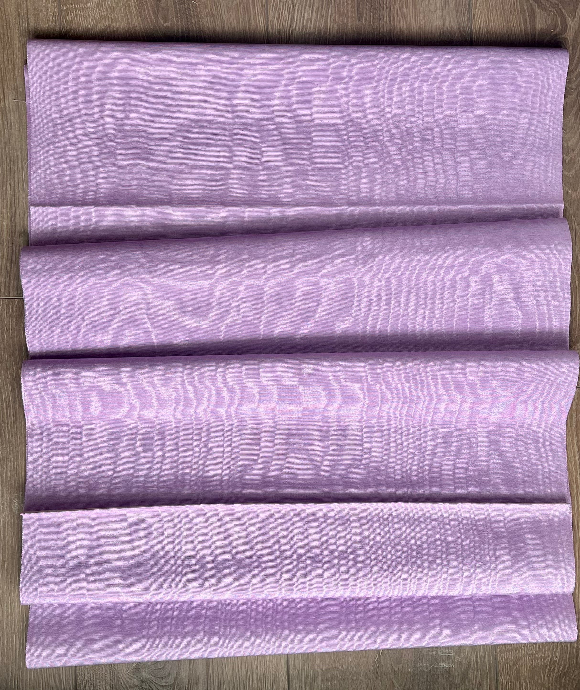 Leylak Pembe İpek Kumaş, Metreyle İpek. Filigran Desen, Şantung İpek, Geniş Moiré İpek Kumaş, Geniş Kalın İpek Kurdele, İpek Döşemelik Kumaş.