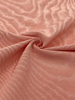 Rembourrage luxueux en soie saumon pour tête de lit ottoman, tissus d'intérieur pour textiles de maison : housses d'oreiller, motifs inspirés du kimono, motifs en filigrane.
