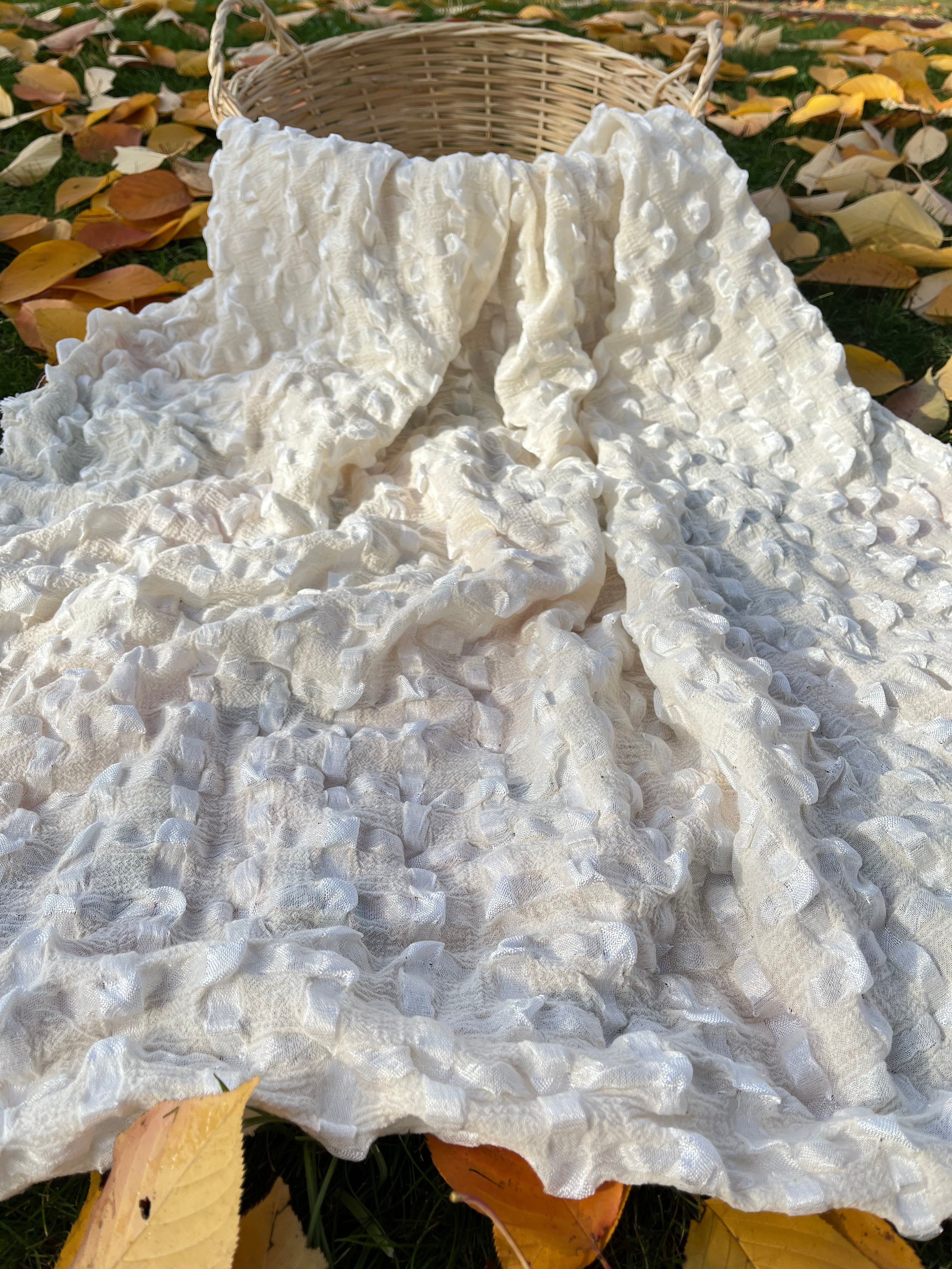Sheer Seersucker Scrim Gauze Cotton Silk Blend Crinkle Fabric / Tissu naturel, tissus uniques personnalisés spéciaux