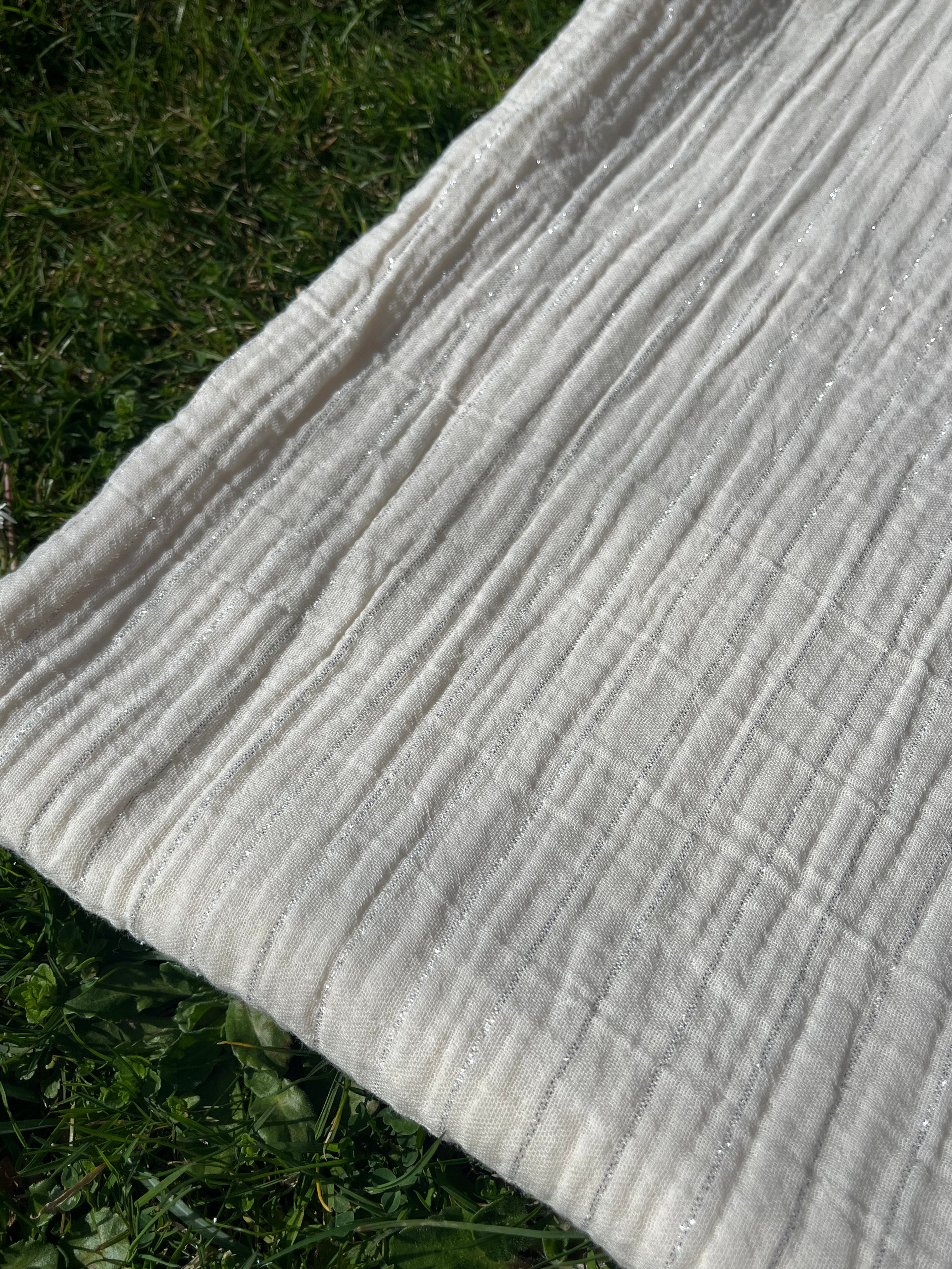 Tissu mousseline par cour - Tissu mousseline biologique - Mousseline de coton pour bébé - Tissu gaze 2 couches par mètre, 150 CM DE LARGEUR. Couverture pour nouveau-né, options multicolores disponibles.