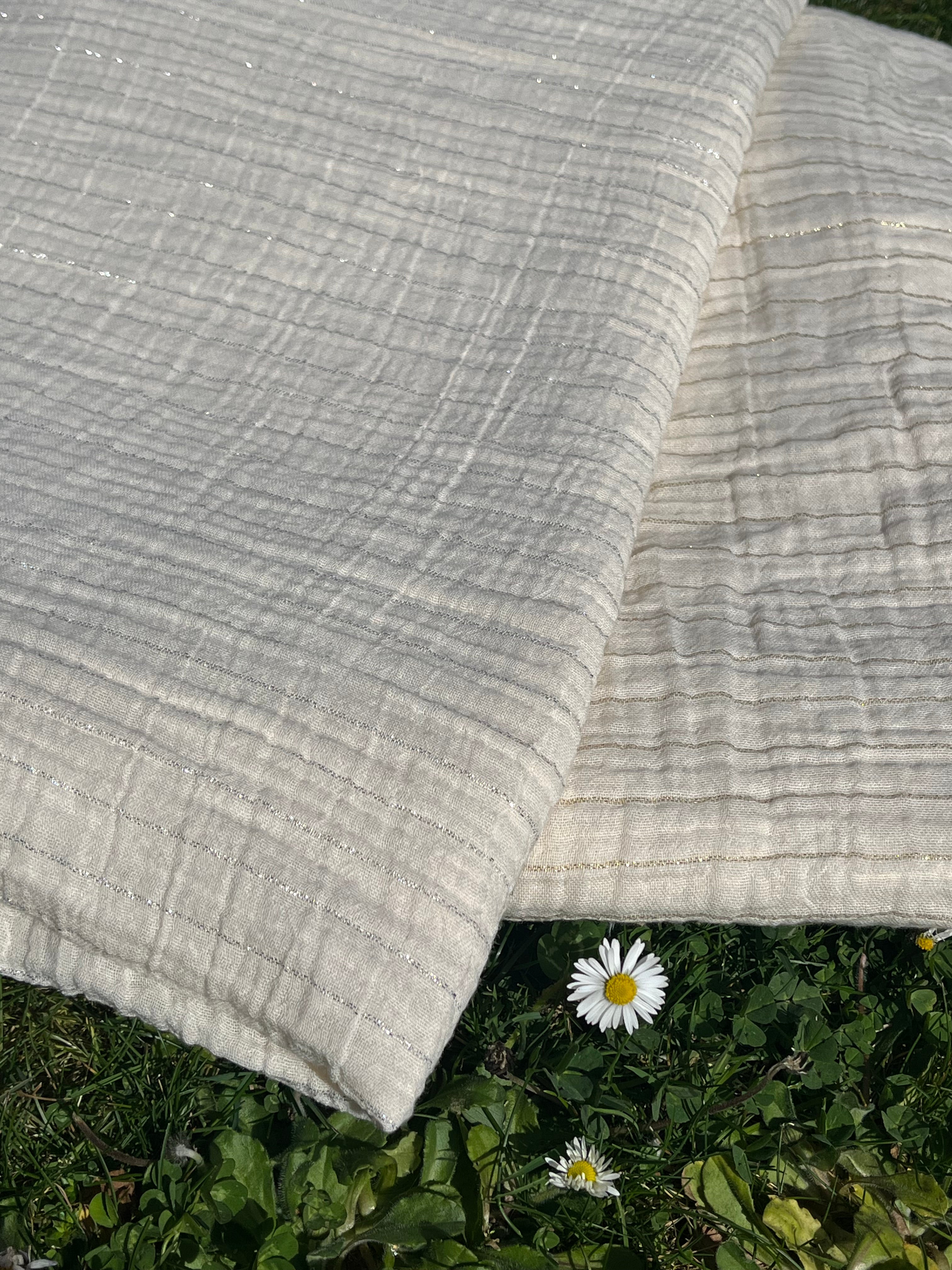 Tissu mousseline par cour - Tissu mousseline biologique - Mousseline de coton pour bébé - Tissu gaze 2 couches par mètre, 150 CM DE LARGEUR. Couverture pour nouveau-né, options multicolores disponibles.