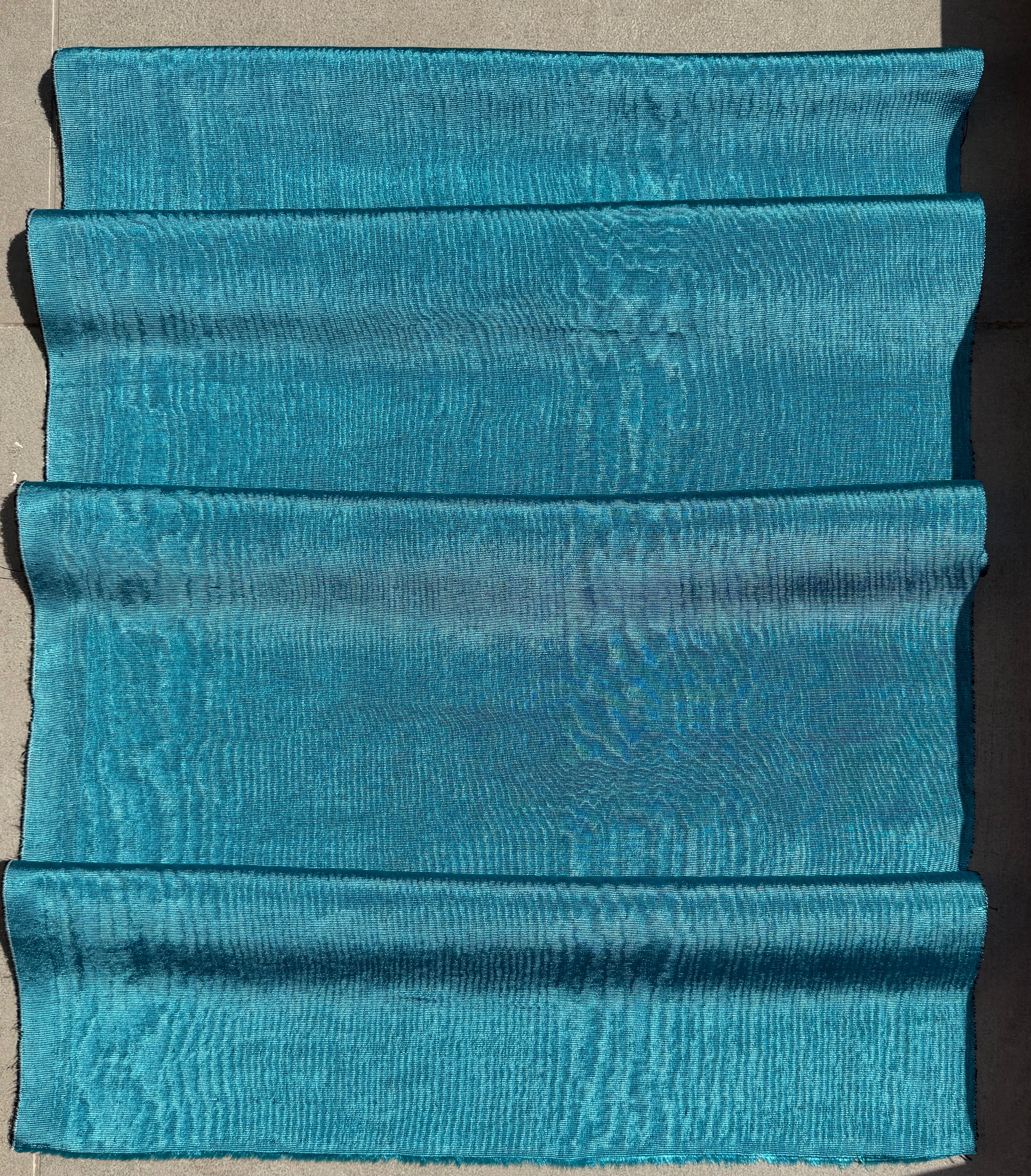 Osmanlı Başlıklı Mavi Lüks İpek Döşeme, Ev Tekstili İç Mekan Kumaşları: Yastık Kılıfları, Kimono Esintili Tasarımlar, Filigran Desenleri.