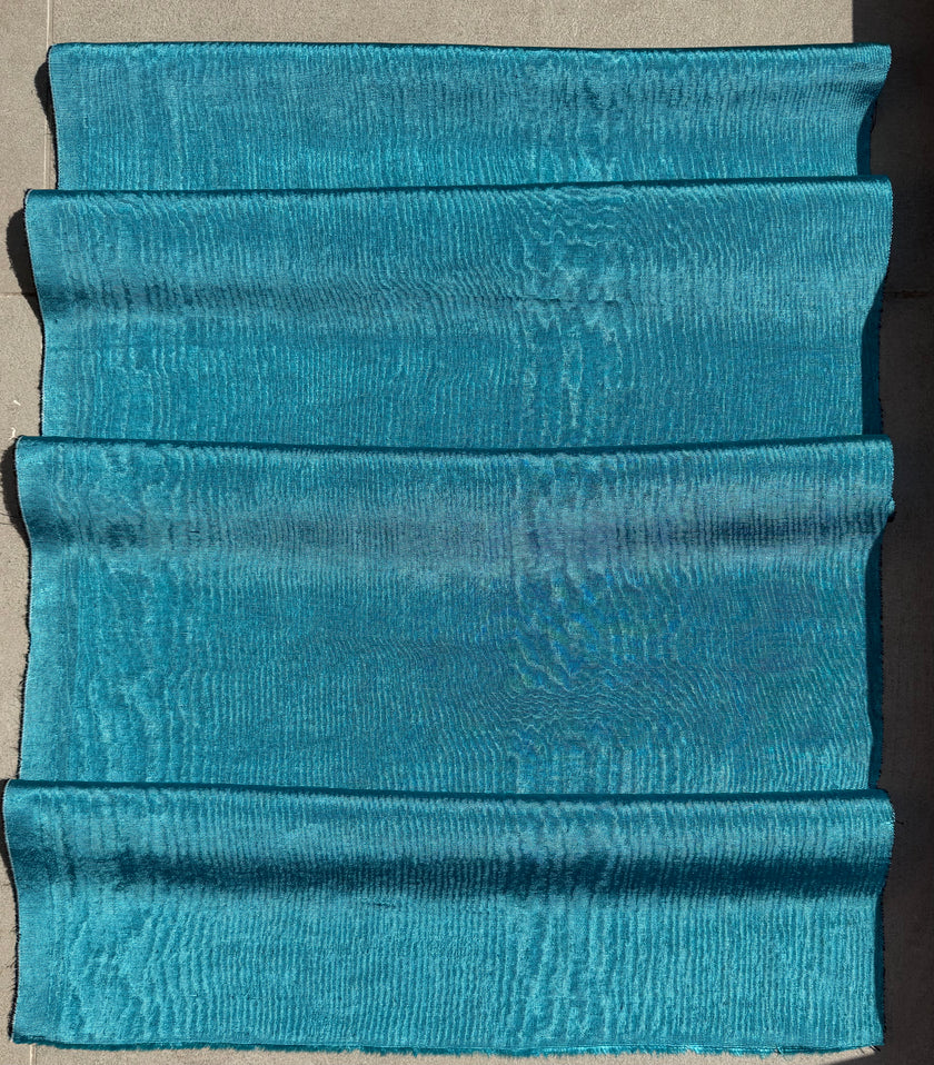 Osmanlı Başlıklı Mavi Lüks İpek Döşeme, Ev Tekstili İç Mekan Kumaşları: Yastık Kılıfları, Kimono Esintili Tasarımlar, Filigran Desenleri.