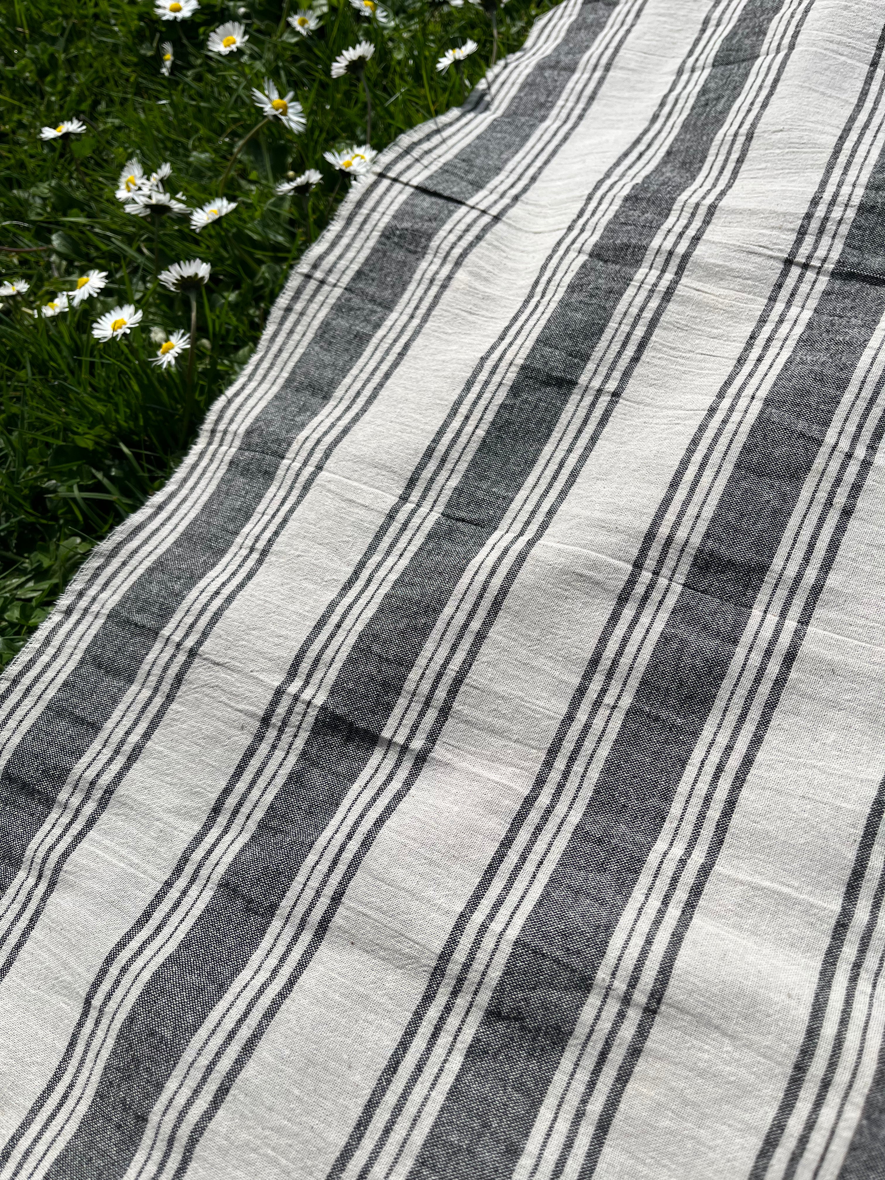 Sile Cloth Cotton Natural Fabric With Black Stripes.
