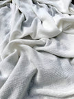 Tissu froissé en coton turc texturé spécial : qualité unique pour les robes d'été kimono et les tenues de nouveau-né | Options de gaze, transparentes et extensibles.