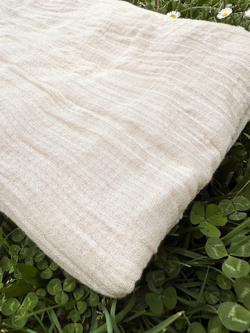 Tissu en coton biologique à mailles creuses, tissu en coton transparent froissé à motif à chevrons Beige et blanc