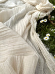 Tissu en coton biologique à mailles creuses, tissu en coton transparent froissé à motif à chevrons Beige et blanc