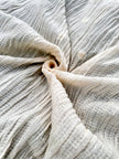 Tissu en coton biologique à mailles creuses, tissu en coton transparent froissé à motif à chevrons Beige et blanc