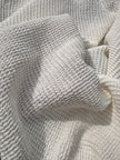 Tissu froissé en coton turc texturé spécial : qualité unique pour les robes d'été kimono et les tenues de nouveau-né | Options de gaze, transparentes et extensibles.