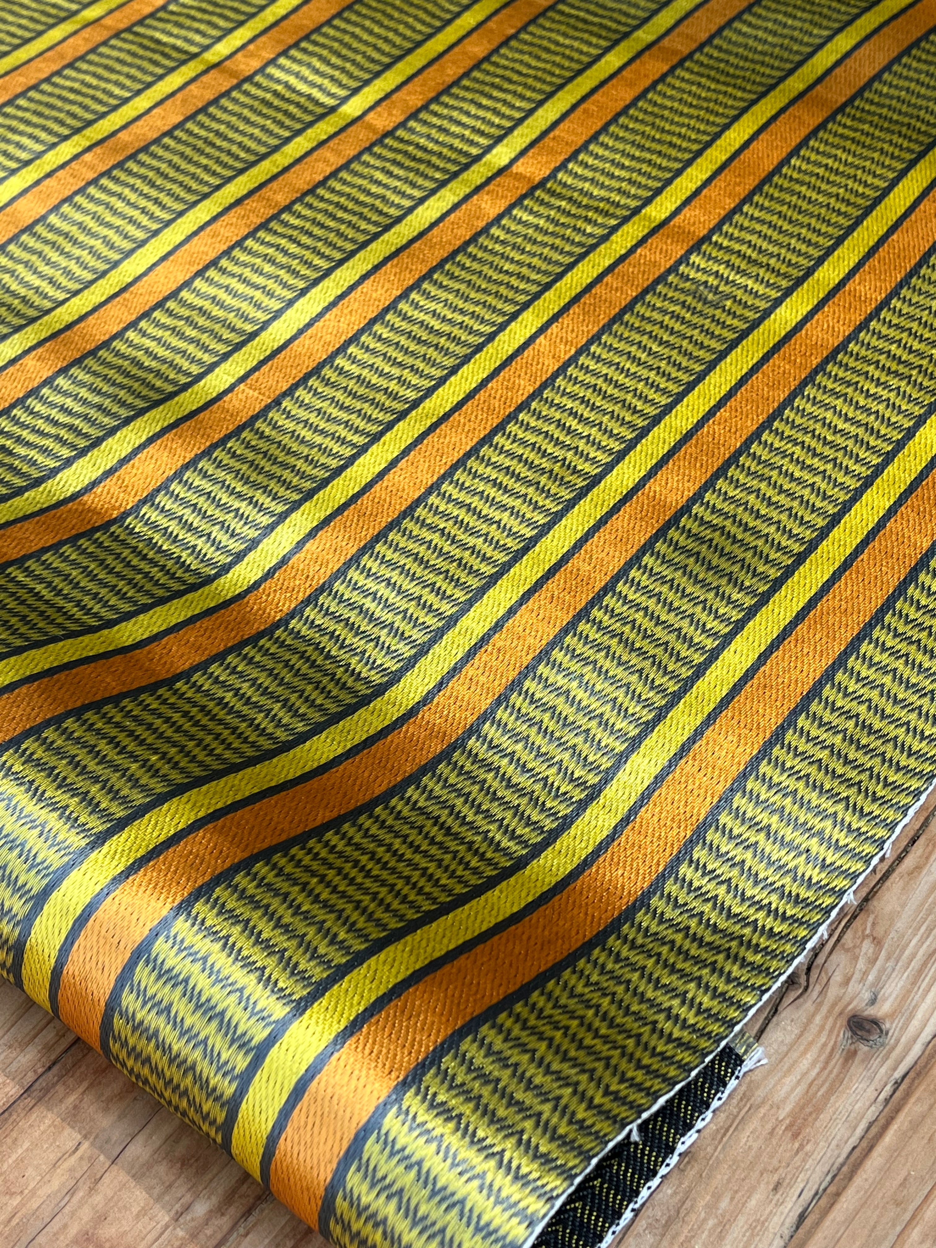 Luxueux satin de soie épais, rembourrage pour tête de lit ottoman, tissus d'intérieur pour textiles de maison : housses d'oreiller, tissus syriens traditionnels.