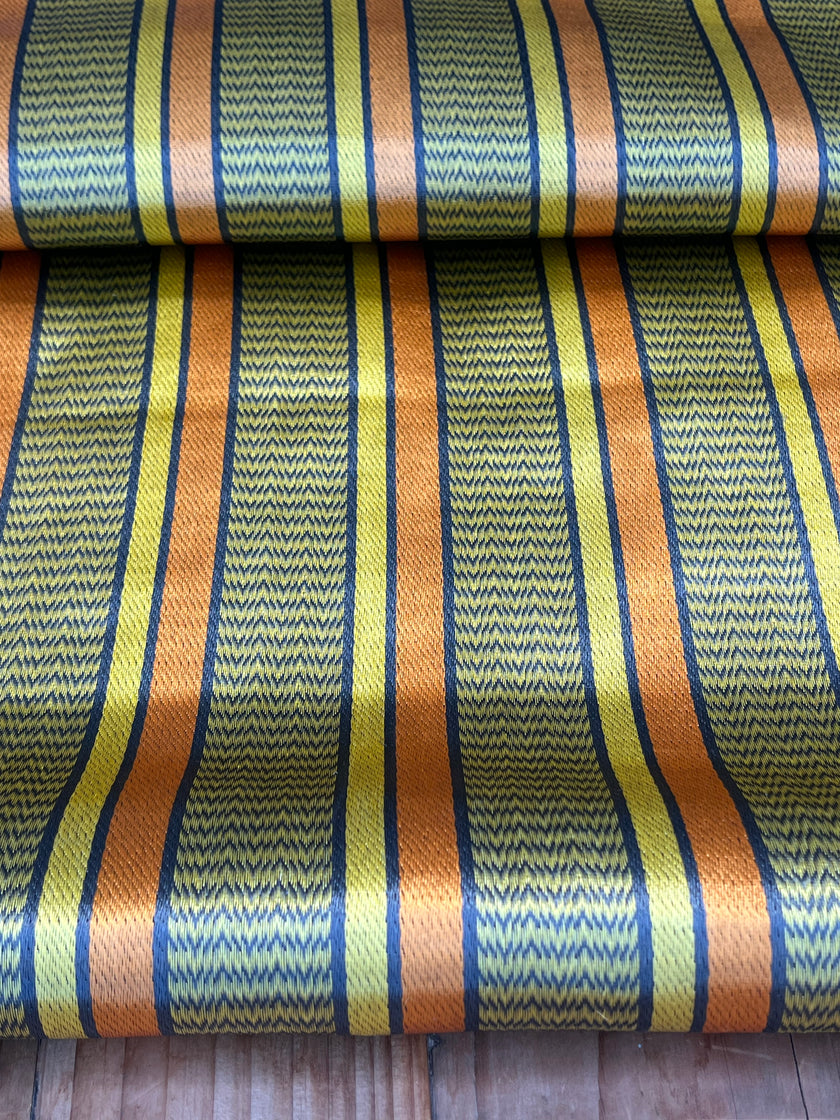 Luxueux satin de soie épais, rembourrage pour tête de lit ottoman, tissus d'intérieur pour textiles de maison : housses d'oreiller, tissus syriens traditionnels.