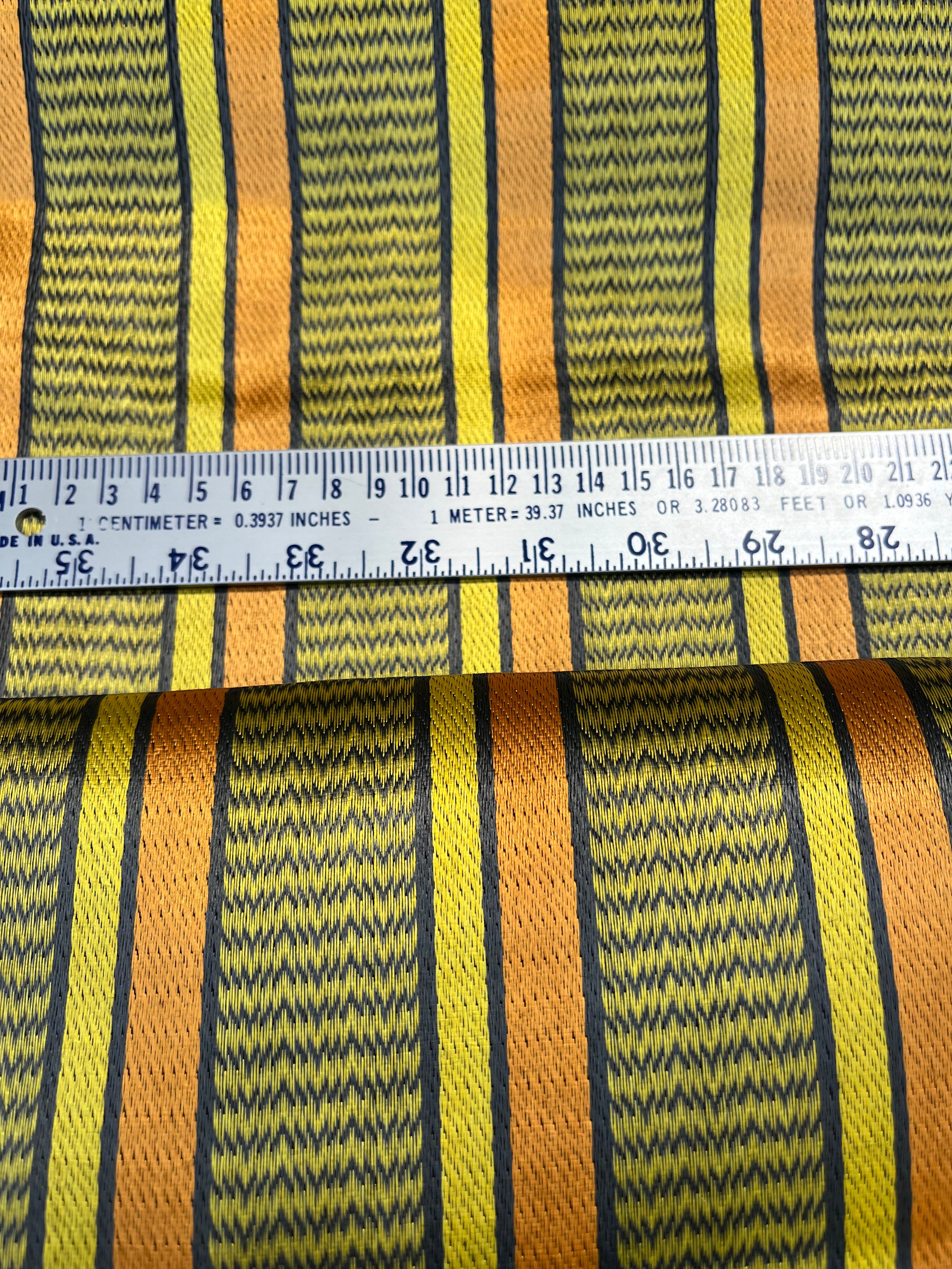 Luxueux satin de soie épais, rembourrage pour tête de lit ottoman, tissus d'intérieur pour textiles de maison : housses d'oreiller, tissus syriens traditionnels.