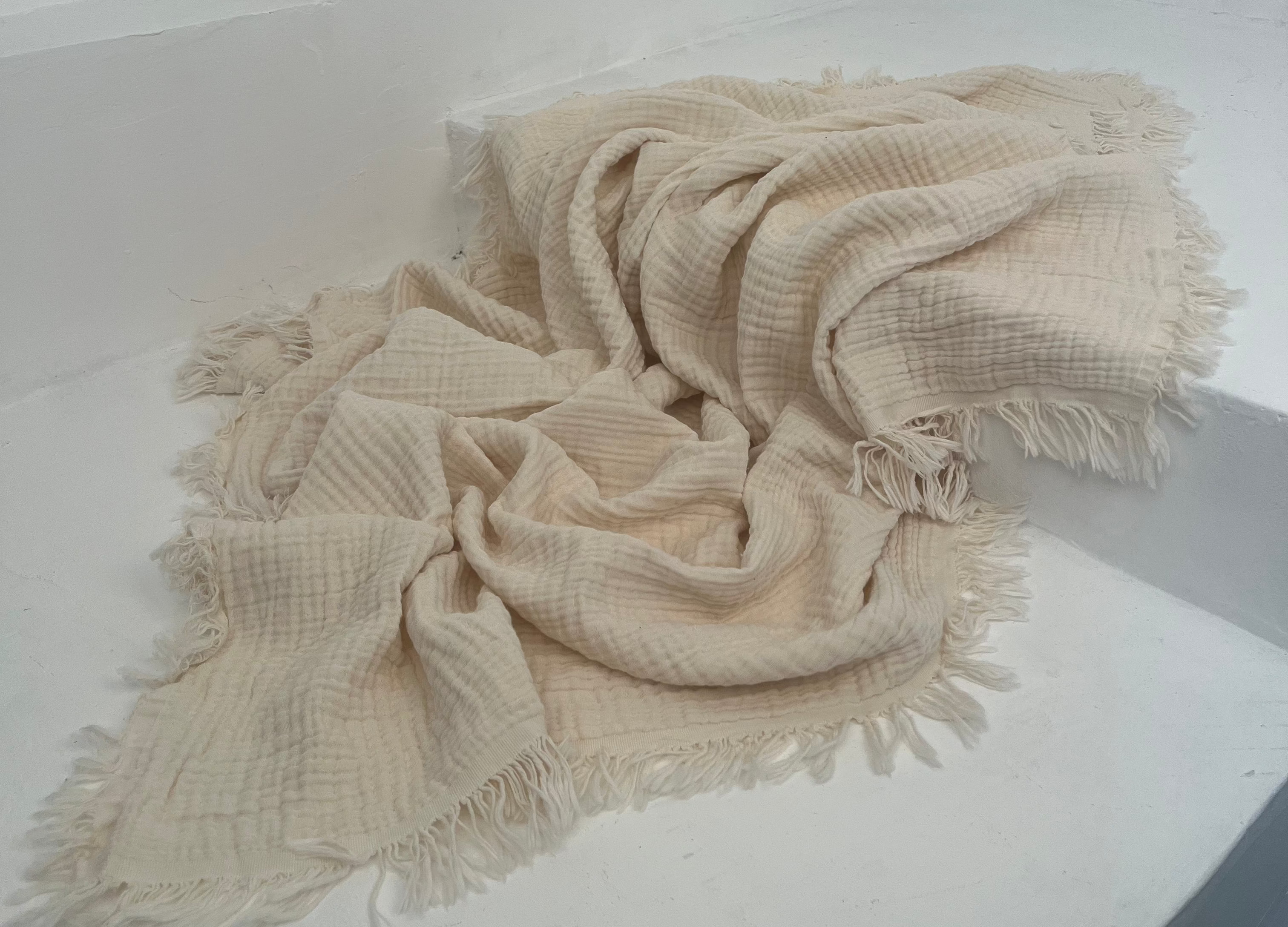 Organic Muslin Baby Blanket – 140x100cm Double Layered, Undyed Cotton, Newborn Swaddle with Fringed Edges – Light Pink, Blue, Sage, Biscuit