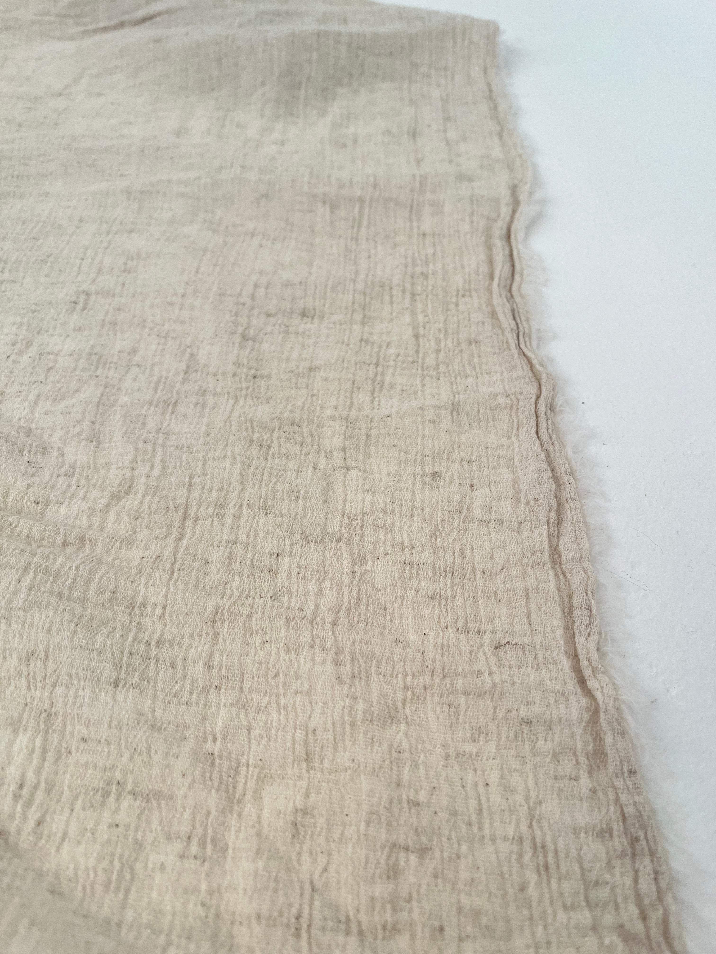 Tissu en coton biologique neutre non blanchi ivoire au mètre, tissu froissé, large largeur.