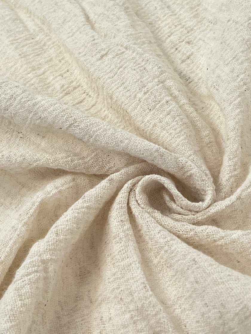 Tissu en coton biologique neutre non blanchi ivoire au mètre, tissu froissé, large largeur.