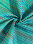 Rembourrage luxueux en soie dorée pour tête de lit ottoman, tissus d'intérieur pour textiles de maison : housses d'oreiller, motifs inspirés du kimono, motifs en filigrane.