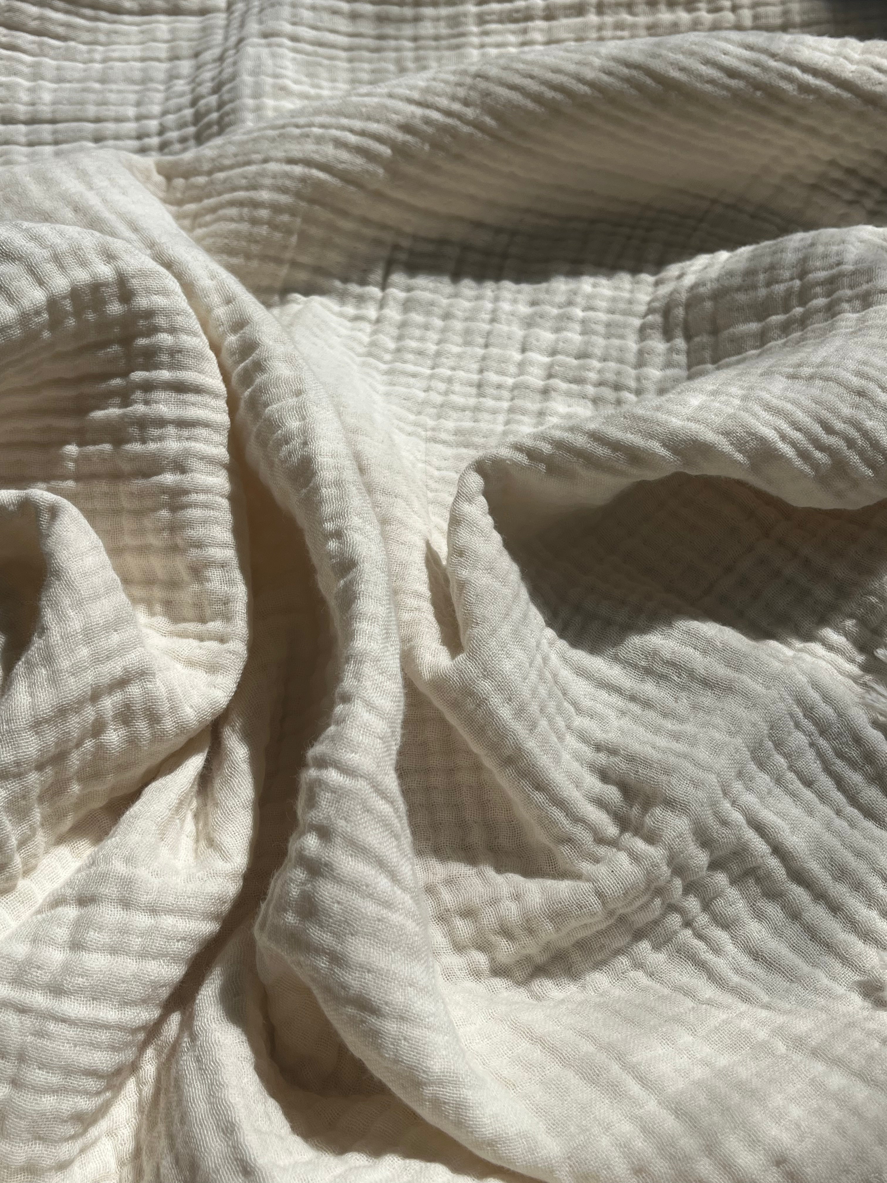 Organic Muslin Baby Blanket – 140x100cm Double Layered, Undyed Cotton, Newborn Swaddle with Fringed Edges – Light Pink, Blue, Sage, Biscuit