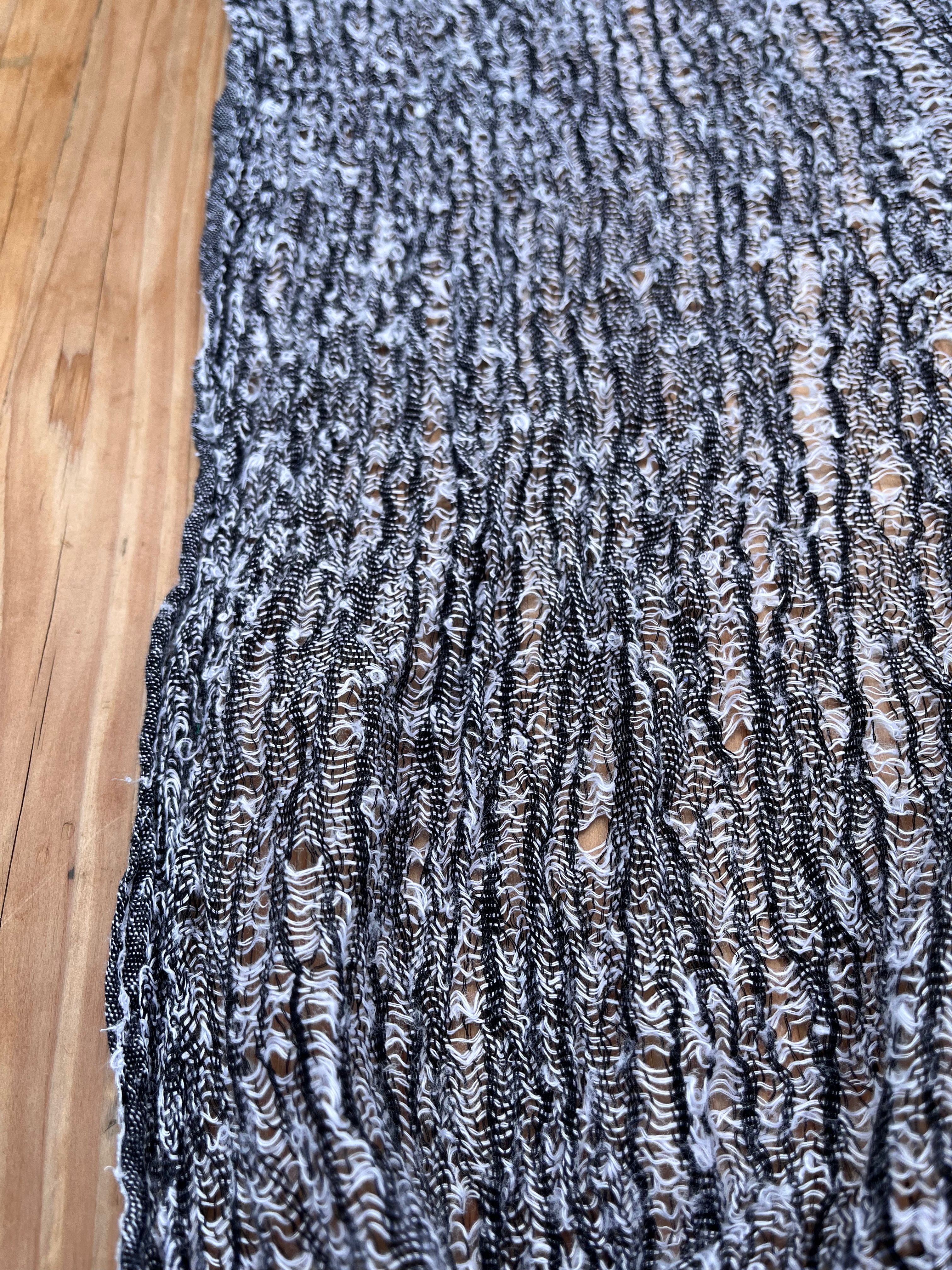 Tissus naturels uniques : mélange de lin et de coton funky, transparent et texturé | Tissus spéciaux de qualité avec texture 3D pour les créations estivales.