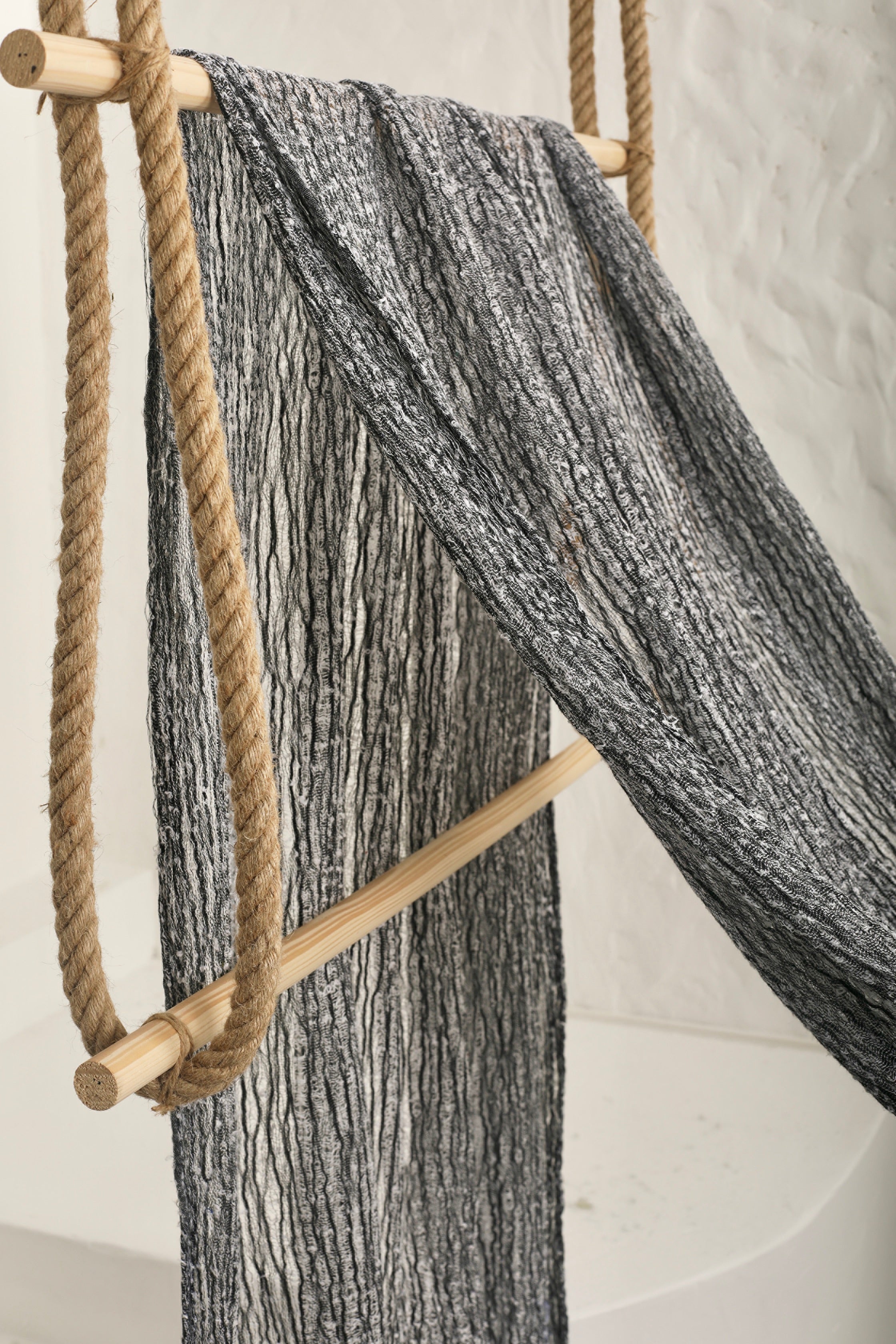 Tissus naturels uniques : mélange de lin et de coton funky, transparent et texturé | Tissus spéciaux de qualité avec texture 3D pour les créations estivales.
