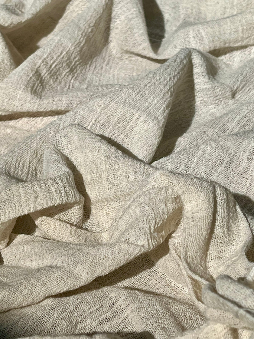 Tissu en coton biologique neutre non blanchi ivoire au mètre, tissu froissé, large largeur.