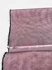 Rembourrage luxueux en soie rose pastel pour tête de lit ottoman, tissus d'intérieur pour textiles de maison : housses d'oreiller, motifs inspirés du kimono, motifs en filigrane.