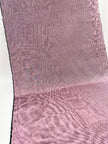 Rembourrage luxueux en soie rose pastel pour tête de lit ottoman, tissus d'intérieur pour textiles de maison : housses d'oreiller, motifs inspirés du kimono, motifs en filigrane.