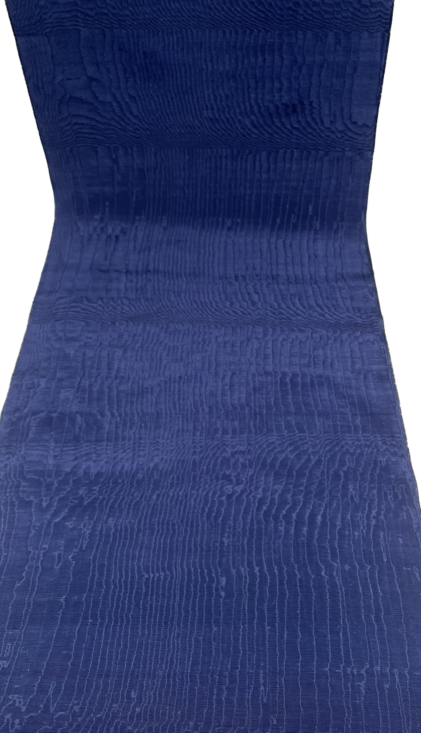 Rembourrage luxueux en soie bleu foncé pour tête de lit ottoman, tissus d'intérieur pour textiles de maison : housses d'oreiller, motifs inspirés du kimono, motifs en filigrane.