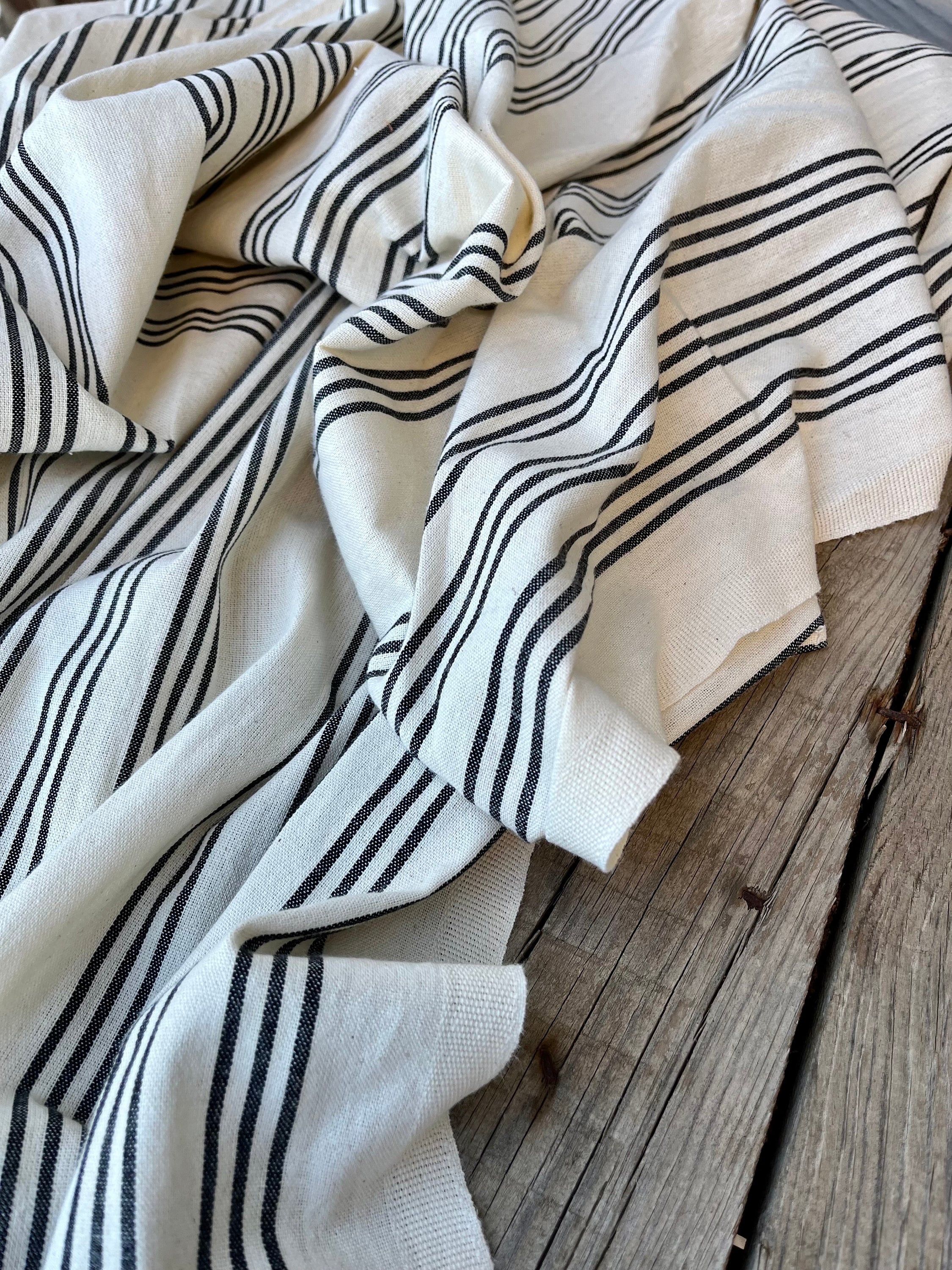 Tissu en coton biologique neutre rayé marine au mètre, tissu froissé avec rayures épingles, large largeur